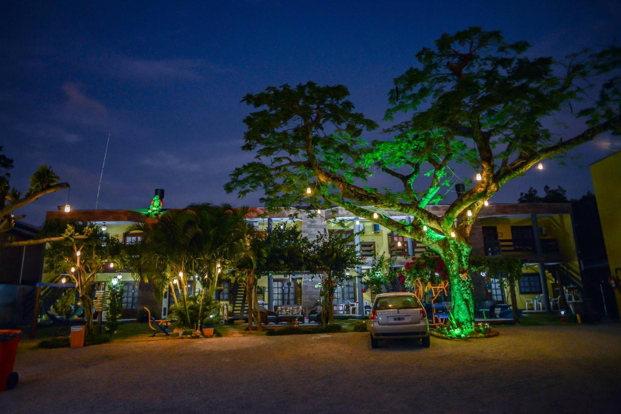 Pousada Vila Da Praia Hotel Pinheira Exterior photo