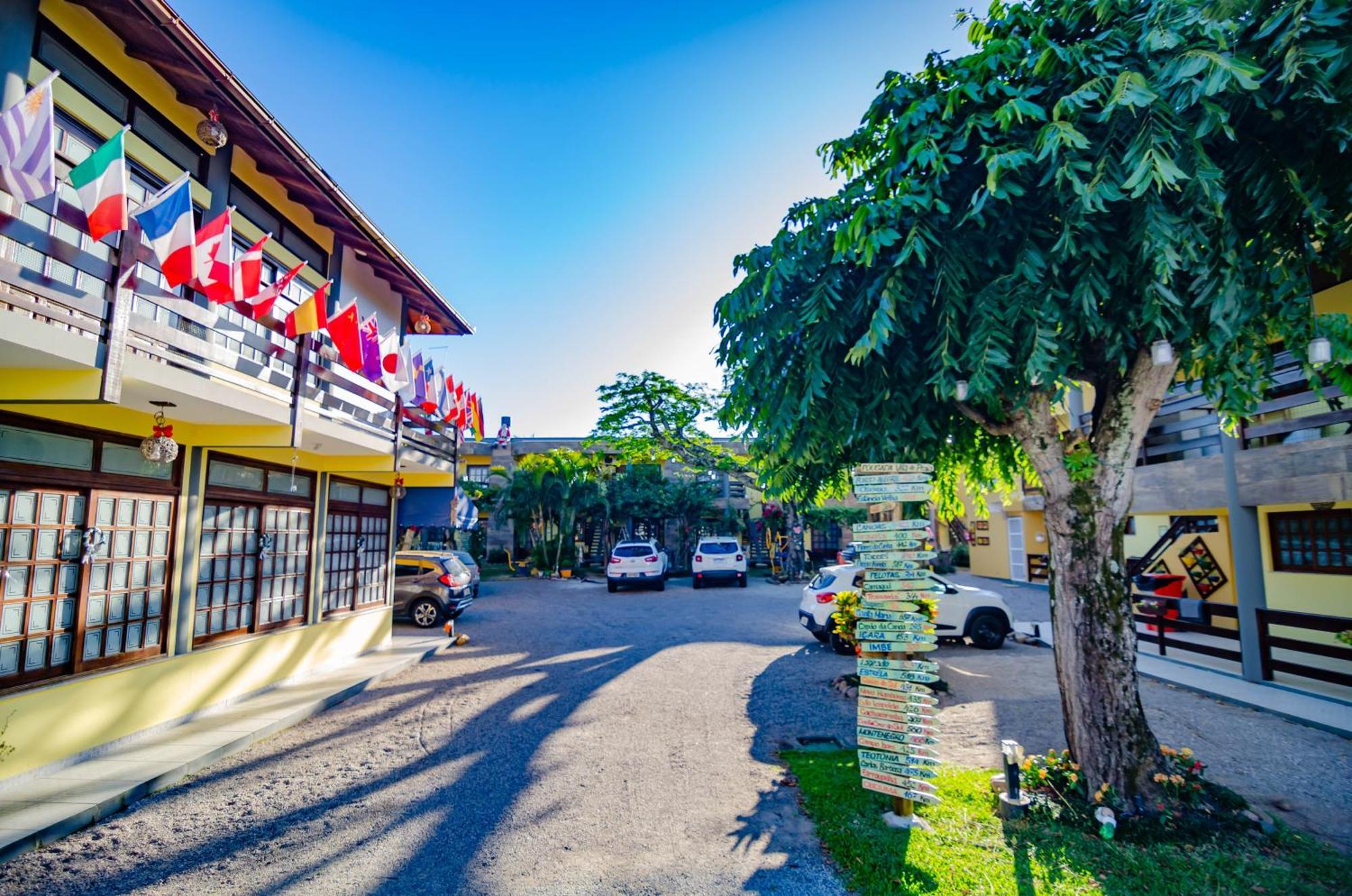 Pousada Vila Da Praia Hotel Pinheira Exterior photo